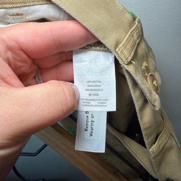 J. Crew Women's Embroidered Palm Tree Chino Bermuda Shorts Tan Size 0 - Picture 4 of 5